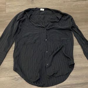 Aritzia long sleeve satin shirt
